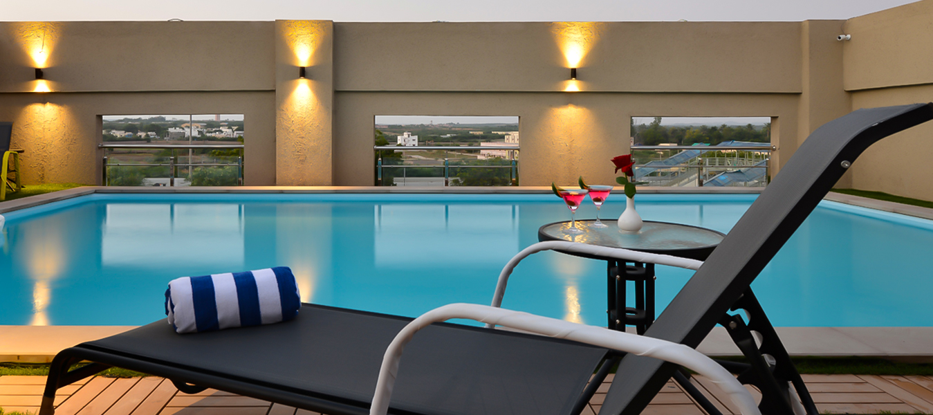 Affordable Luxury: Top-notch facilities at affordable prices.